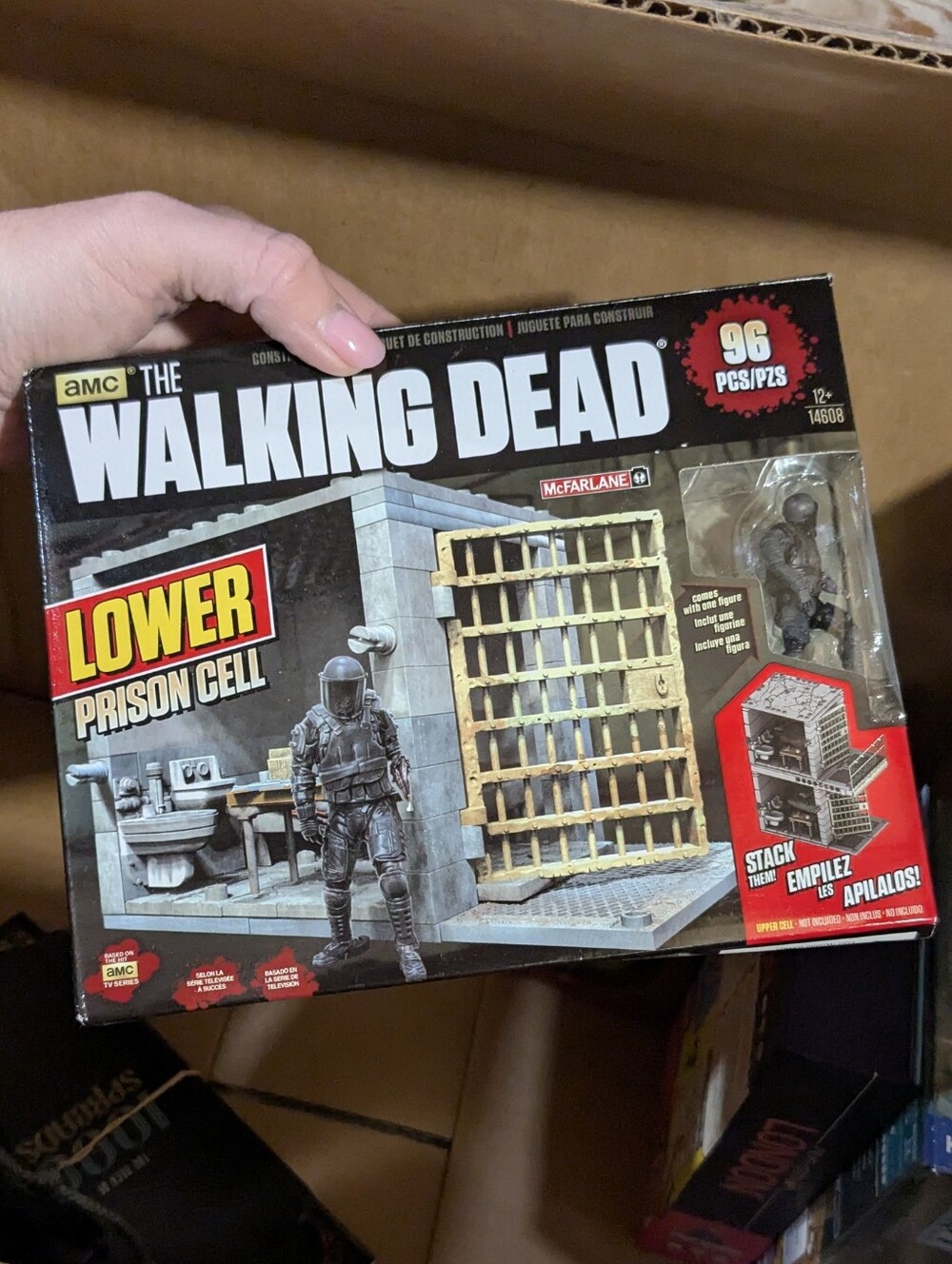 The Walking Dead Lower Prison Cell Playset - Black/Grey Used